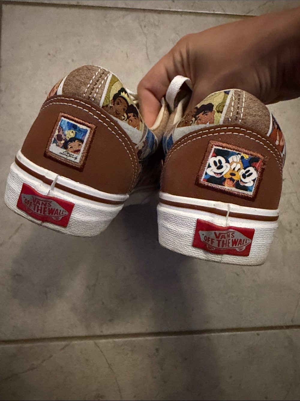Vans womens Brown Comic-Panel Low Top Sneakers with White Laces - Picture 2 of 6